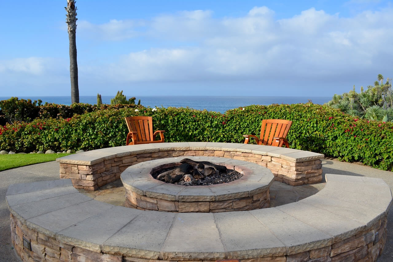 Fire Pits & Fire Places